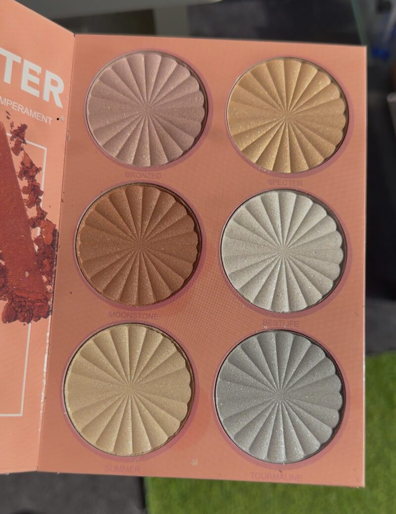 Cute girl book pallete - Image 5