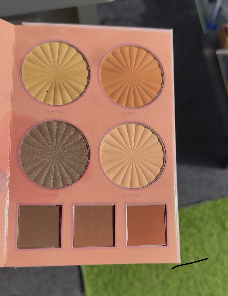 Cute girl book pallete - Image 6