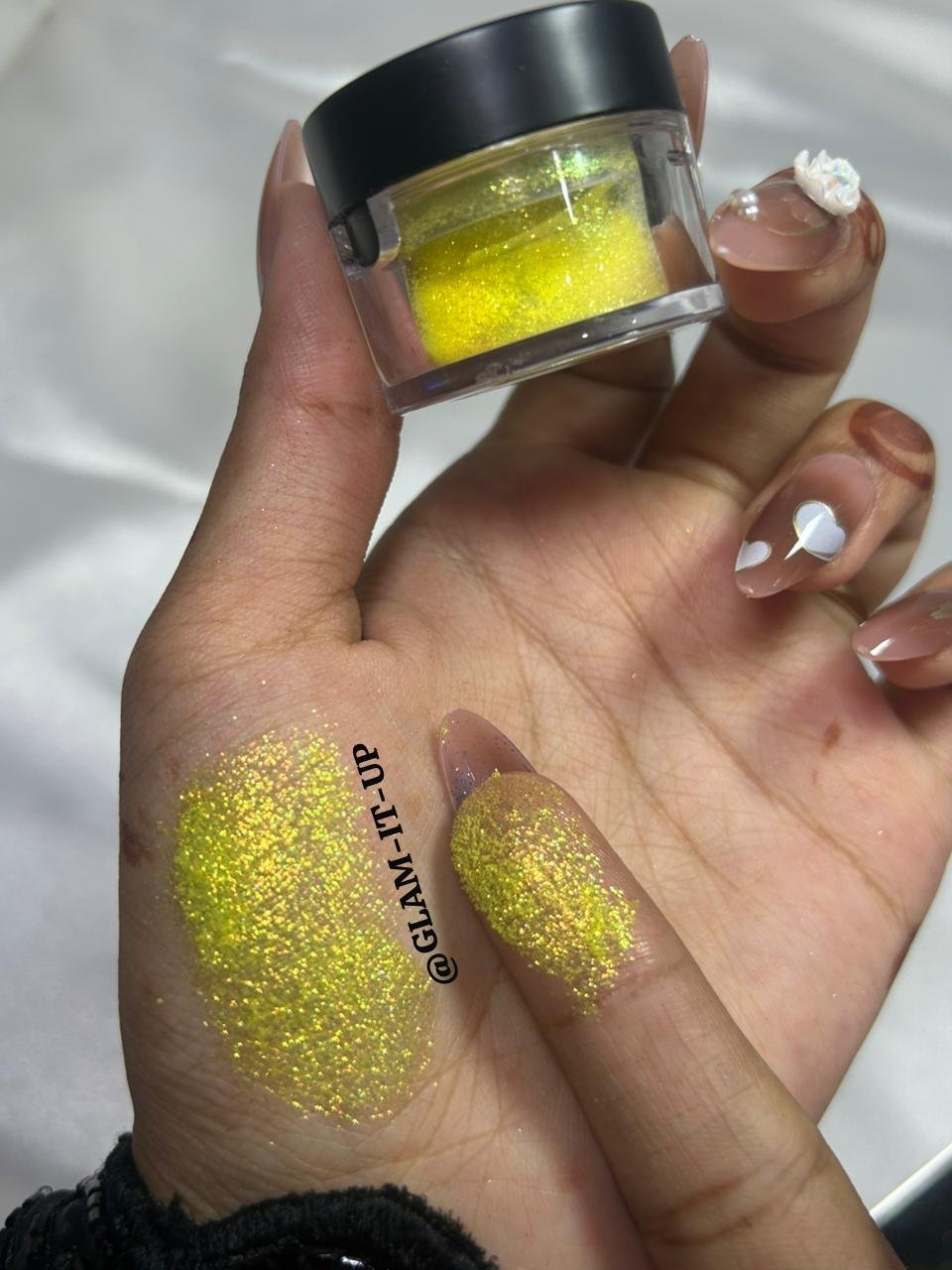 MAKEUP STUDIO LOOSE GLITTER - Image 12
