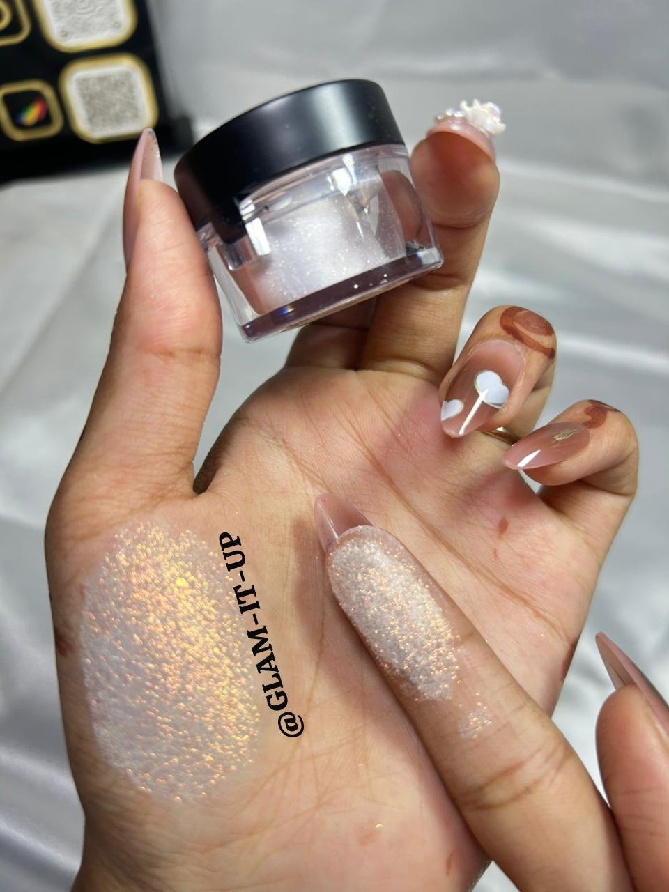 MAKEUP STUDIO LOOSE GLITTER - Image 11