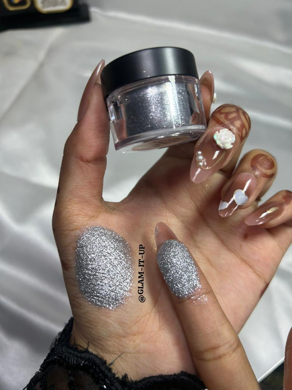 MAKEUP STUDIO LOOSE GLITTER - Image 2