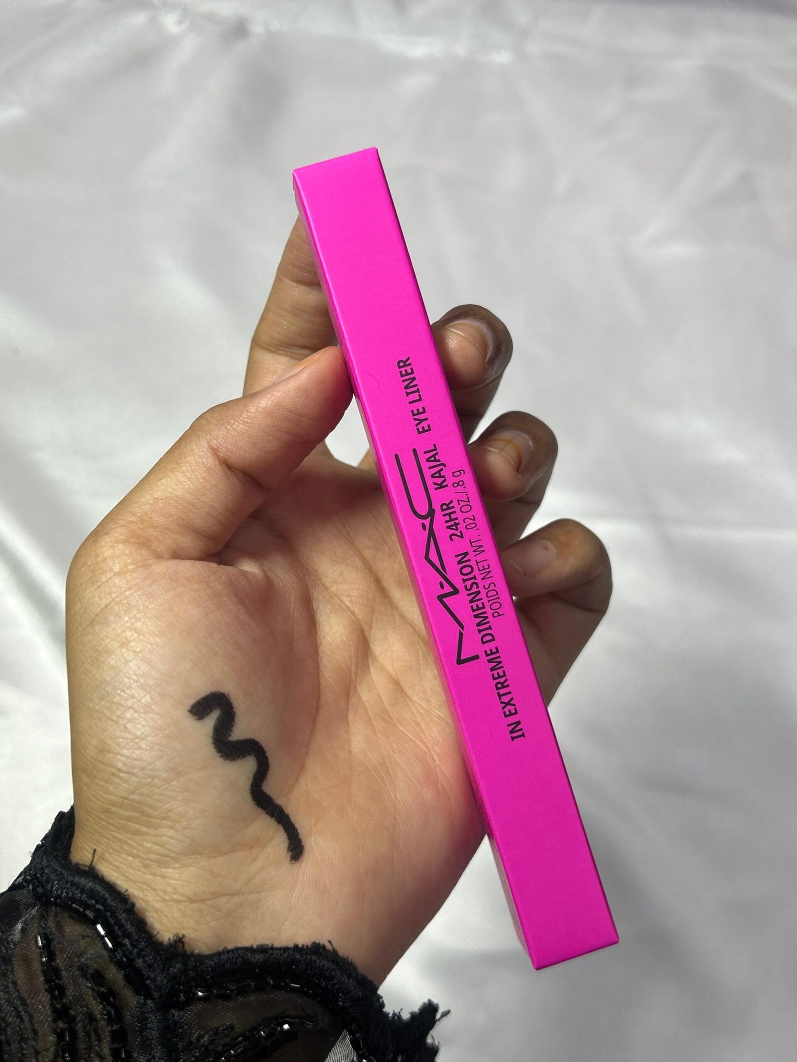 MAC IN EXTREAM DIMENSION 24 HOURS KAJAL PENCIL