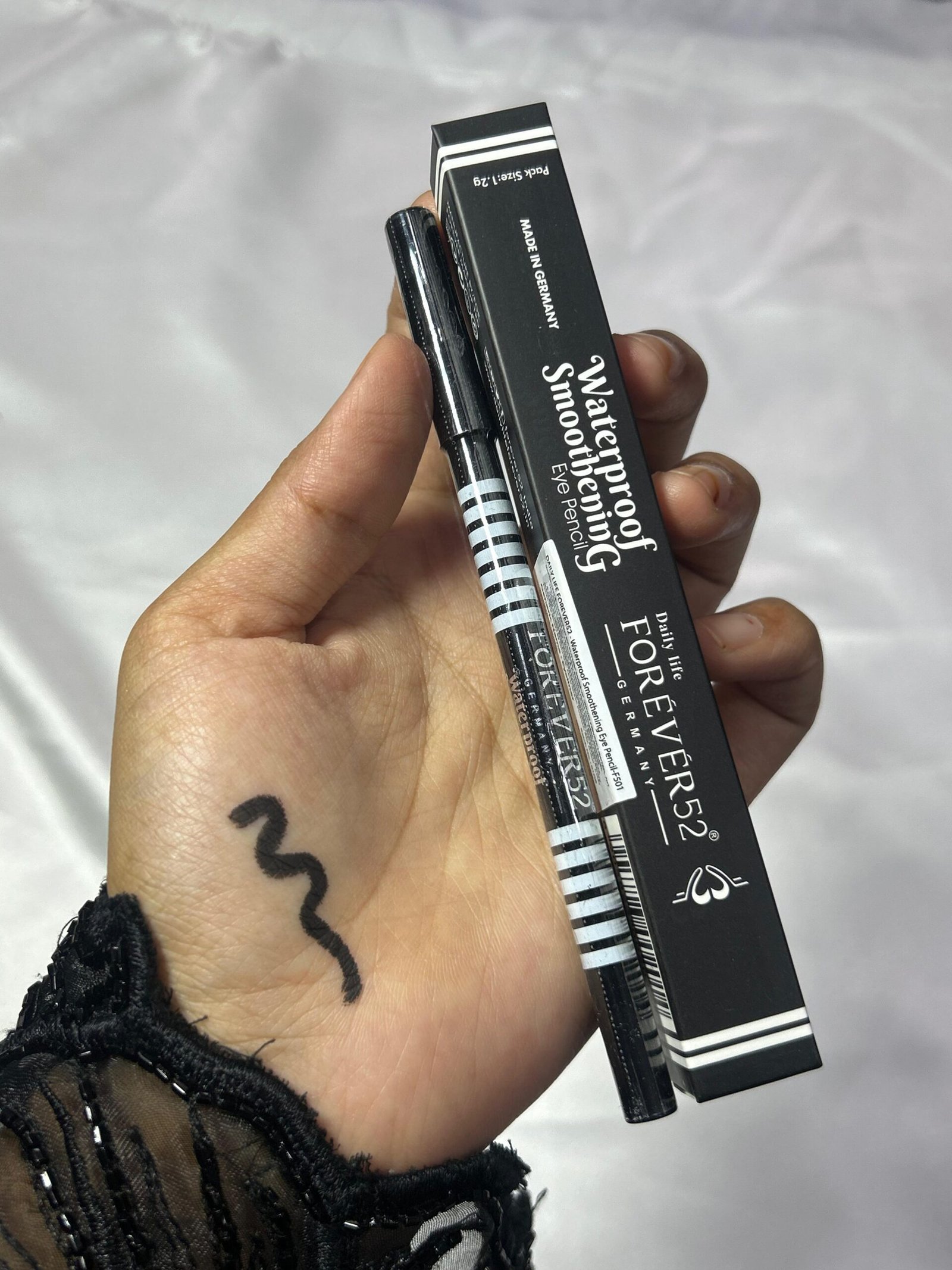 FOREVER52 SMUDGE PROOF WATERPROOF KAJAL