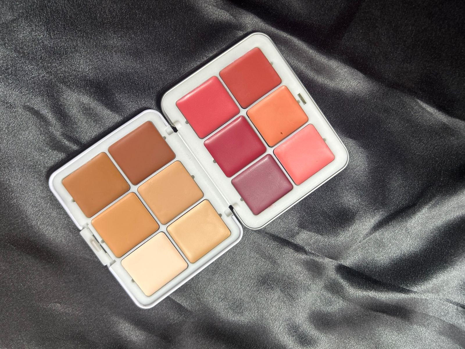 FASHION FEVER CREAM BLUSH PALLET
