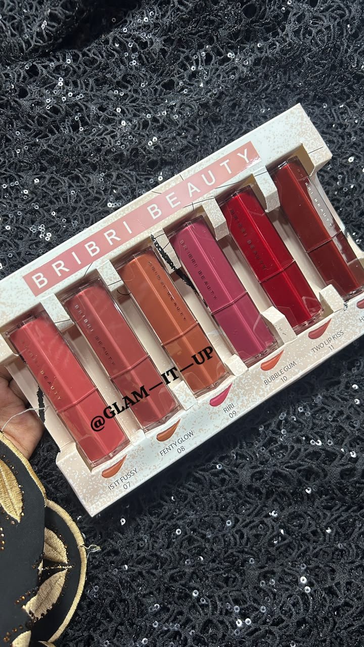 ROSSBERRY GLOSS BOMB STICK ( FENTY BEAUTY SUBSTITUTE )