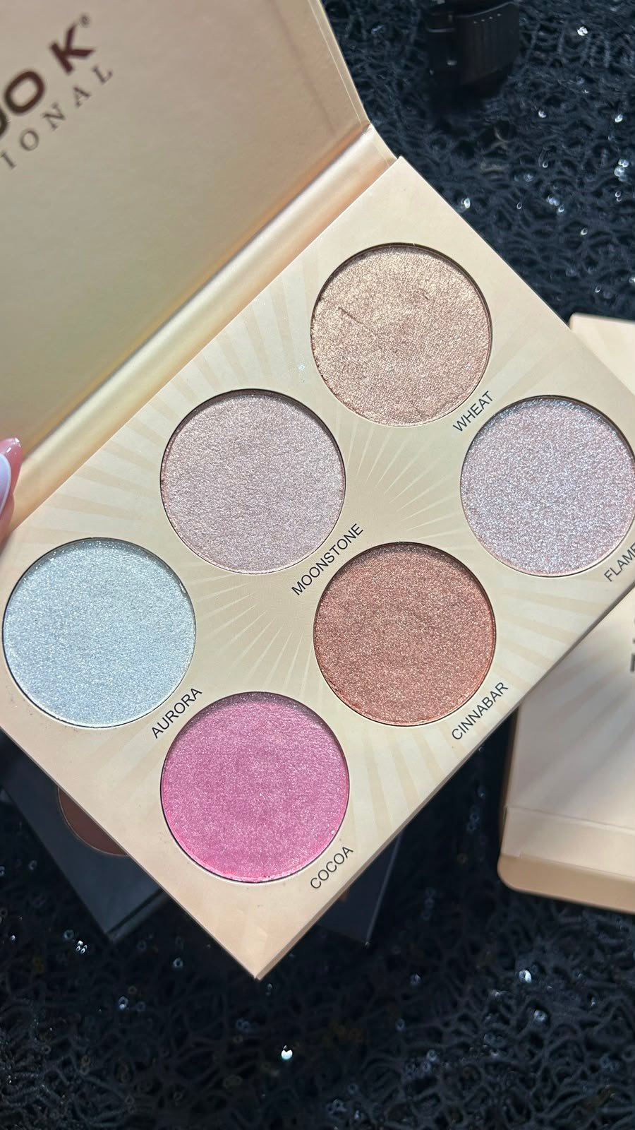 MARRY JOK 6 AMAZING SHADE HIGHLIGHTER PALLET