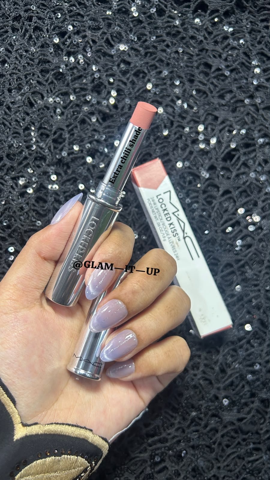 MAC LOCKED AND KISS MATT LIPSTICK